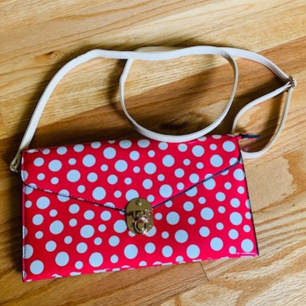 **HP 2Xs** NWOT beautiful pink/white polka dot purse/wristlet - Picture 1 of 14